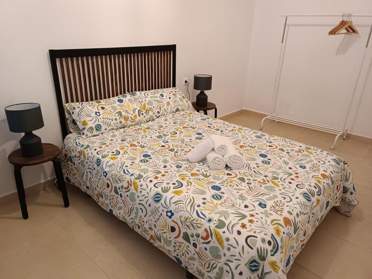 Apartamento Bajo En Mentidero Cádiz Exterior foto